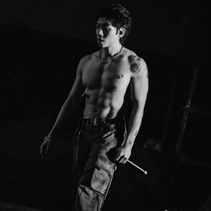 爆乳阿姨三级片
