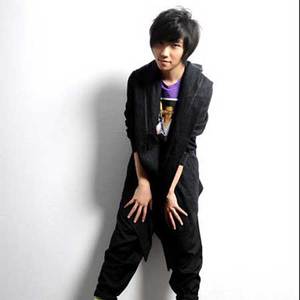 爆乳阿姨三级片
